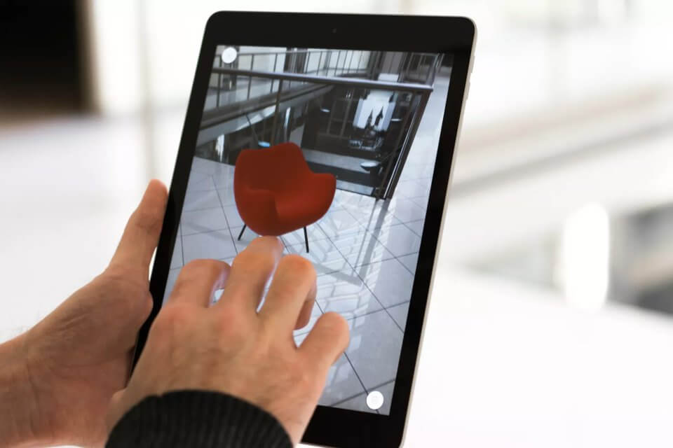 Virtual Showrooms Now Made Possible Through AR