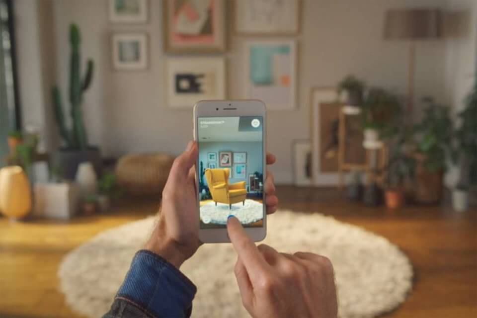 5 Innovative Examples of Augmented Reality in Retail